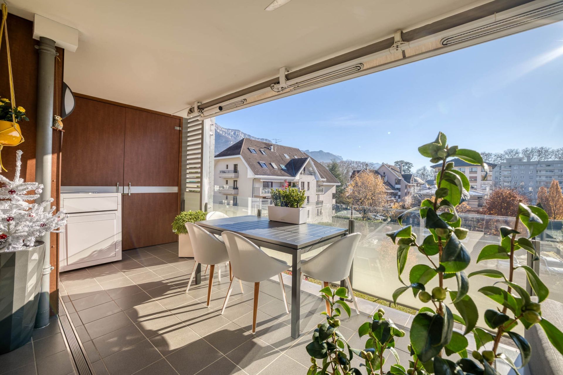 apartment 3 Rooms for sale on ANNECY (74000)